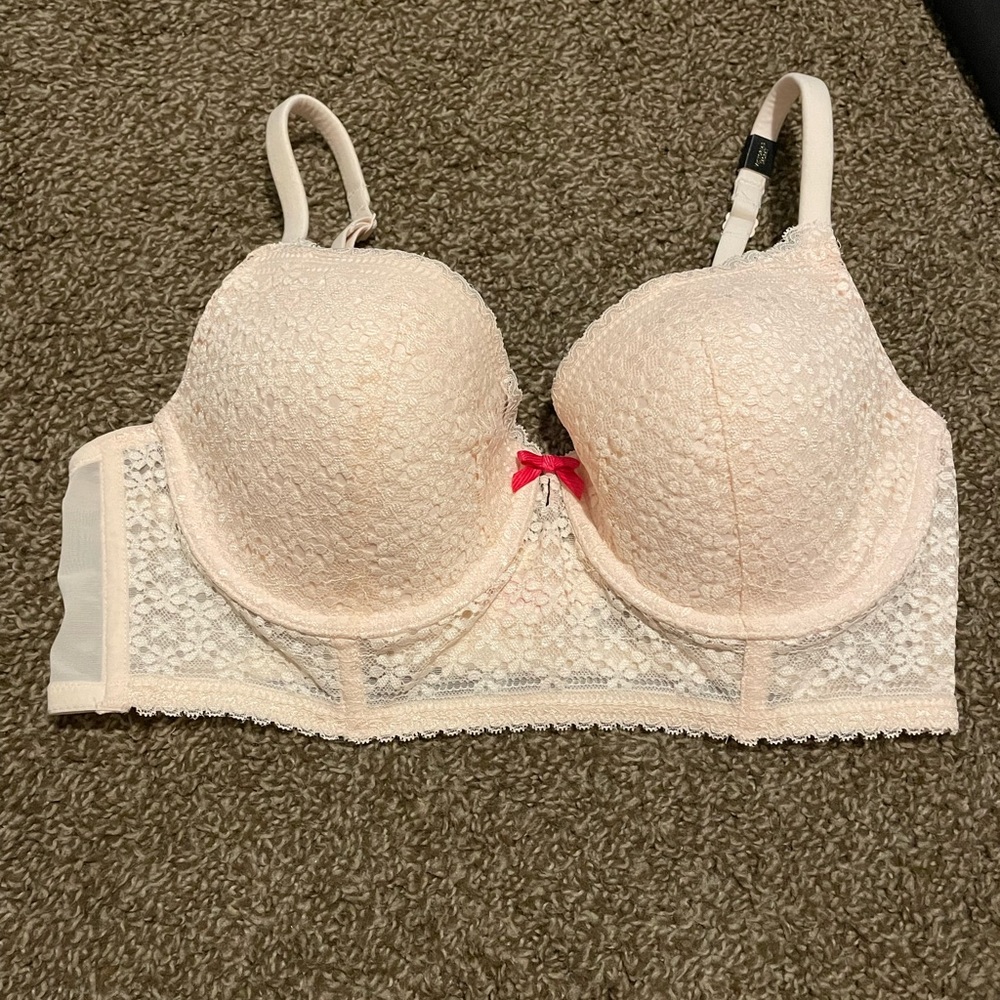 Brand new tags attached Victoria Secret 36D bra
